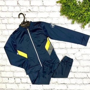 Body Glove 2 piece track suit, boys 7, navy